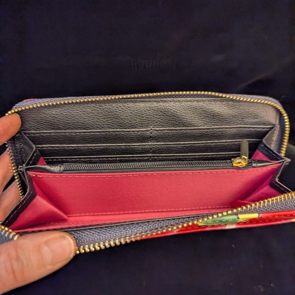 NWT Trina Turk Zip Wallet - Picture 4 of 5